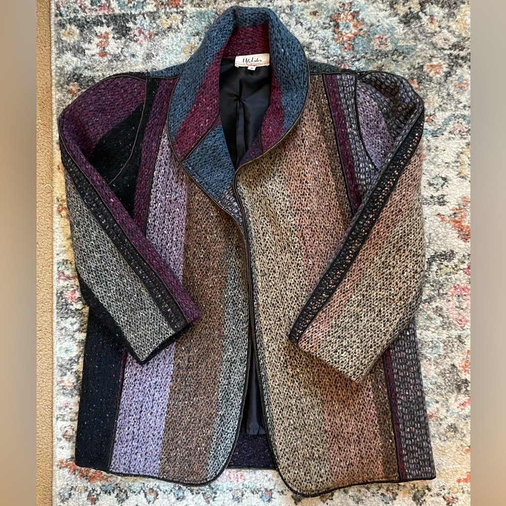 Beautiful 80’s Vintage Wool Coat in Cool, Shaded Jewel Tones Size Small